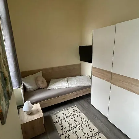 Apartment Elisabett - Elisa - 4 Schlafzimmer Und 2 Baeder, Bis 6 Personen Erfurt