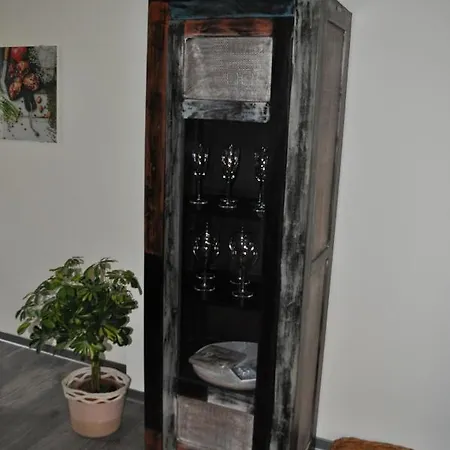 Apartment Elisabett - Elisa - 4 Schlafzimmer Und 2 Baeder, Bis 6 Personen Erfurt